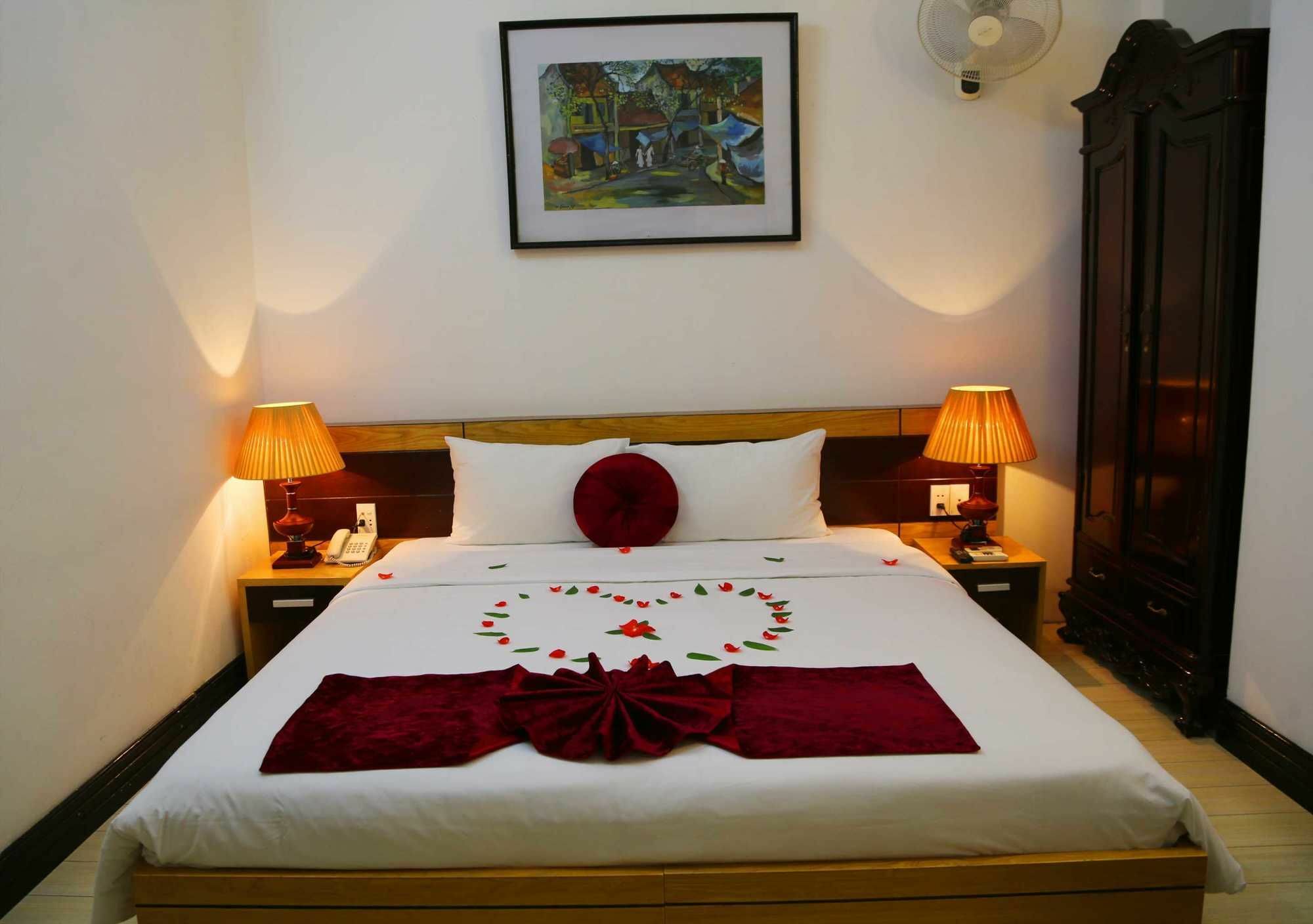 Family Hanoi Hotel Экстерьер фото